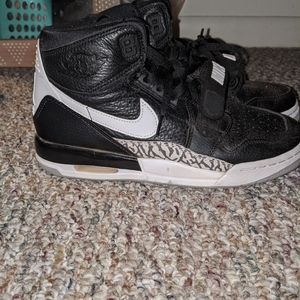 Nike high top air jordans